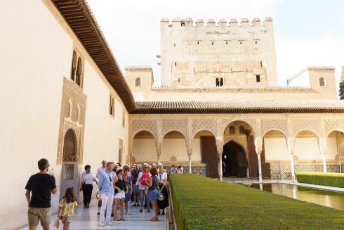 Visita Alhambra y fundación 3