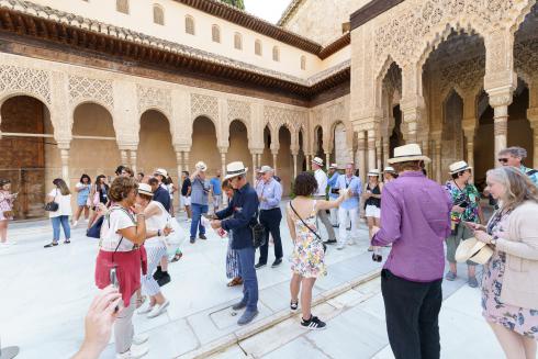 Visita Alhambra y fundación 5